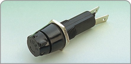 使用保險絲座過程中出現壞了情況要怎么檢查？